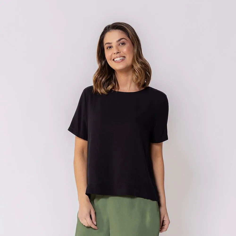 Blusa Feminina Reta com Abertura Lateral Patricia Foster Preto