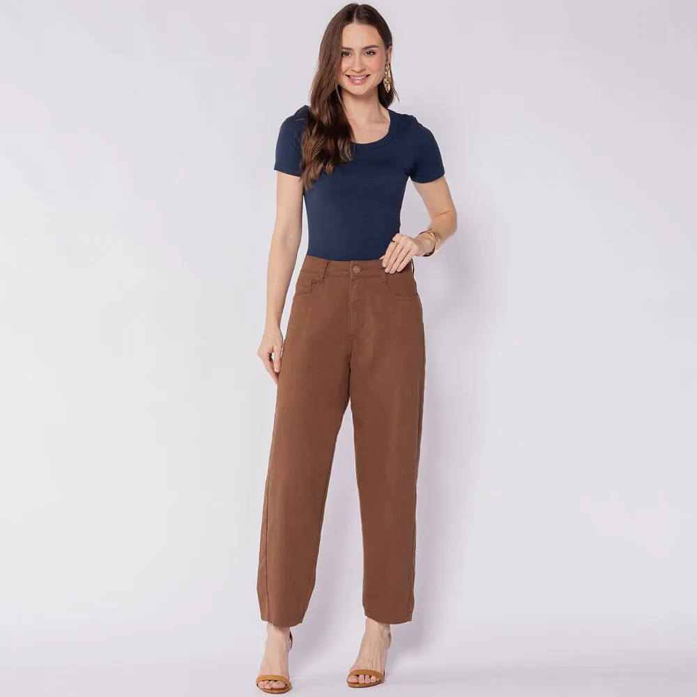 Calça Barrel Feminina em Sarja Boby Blues Marrom