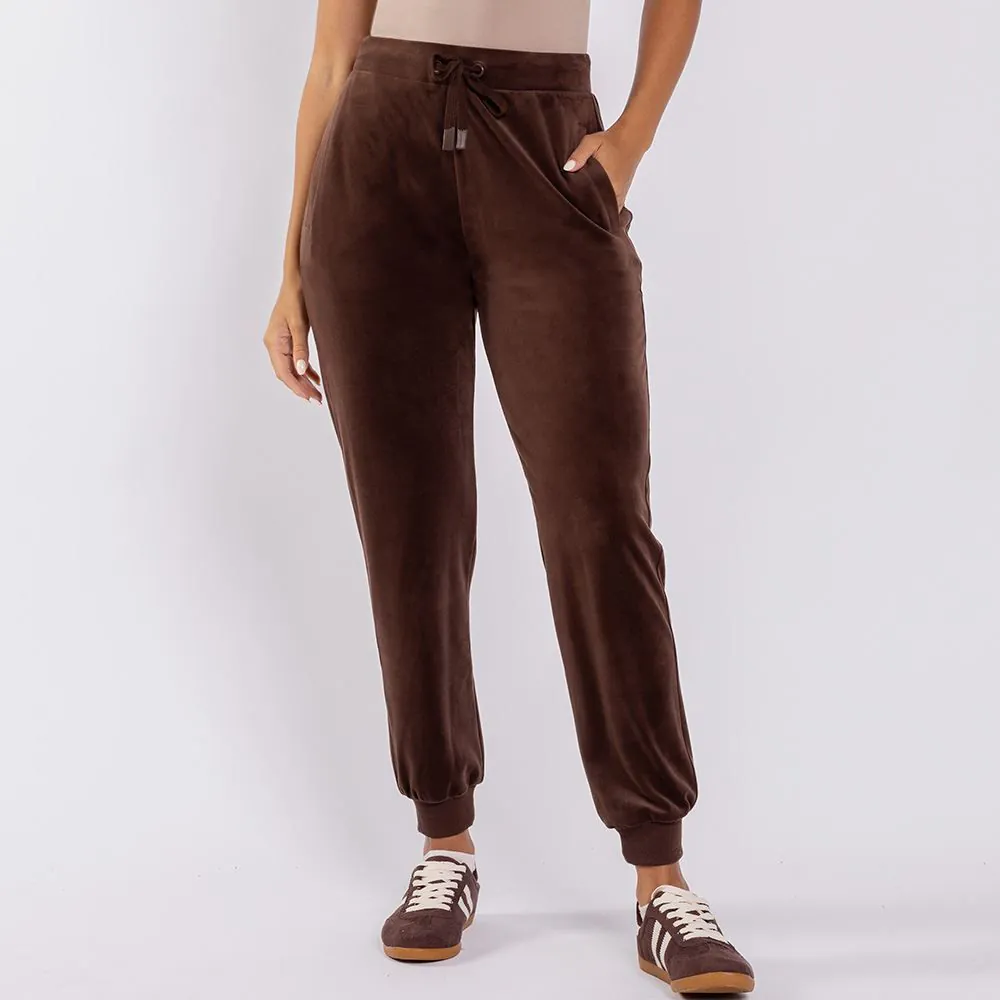 Calça Feminina Esportiva Jogger em Plush Scream Marrom