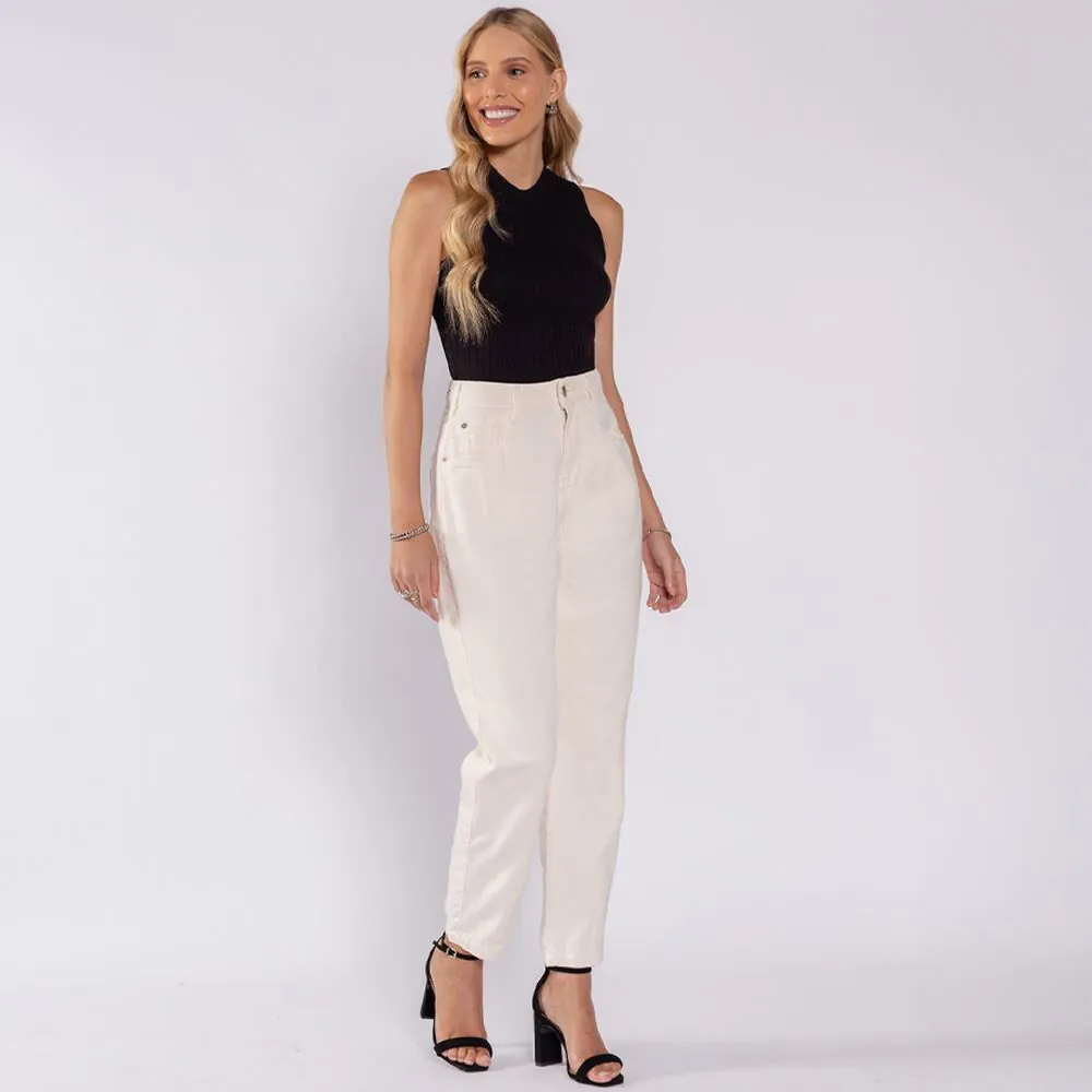 Calça Feminina Mom em Sarja Boby Blues Off White