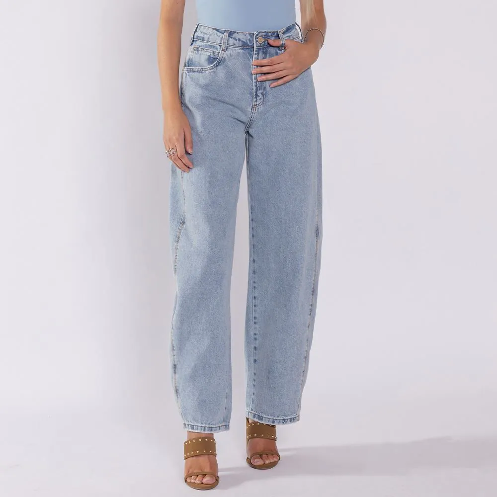 Calça Jeans Feminina Barrel Sawary Azul Claro