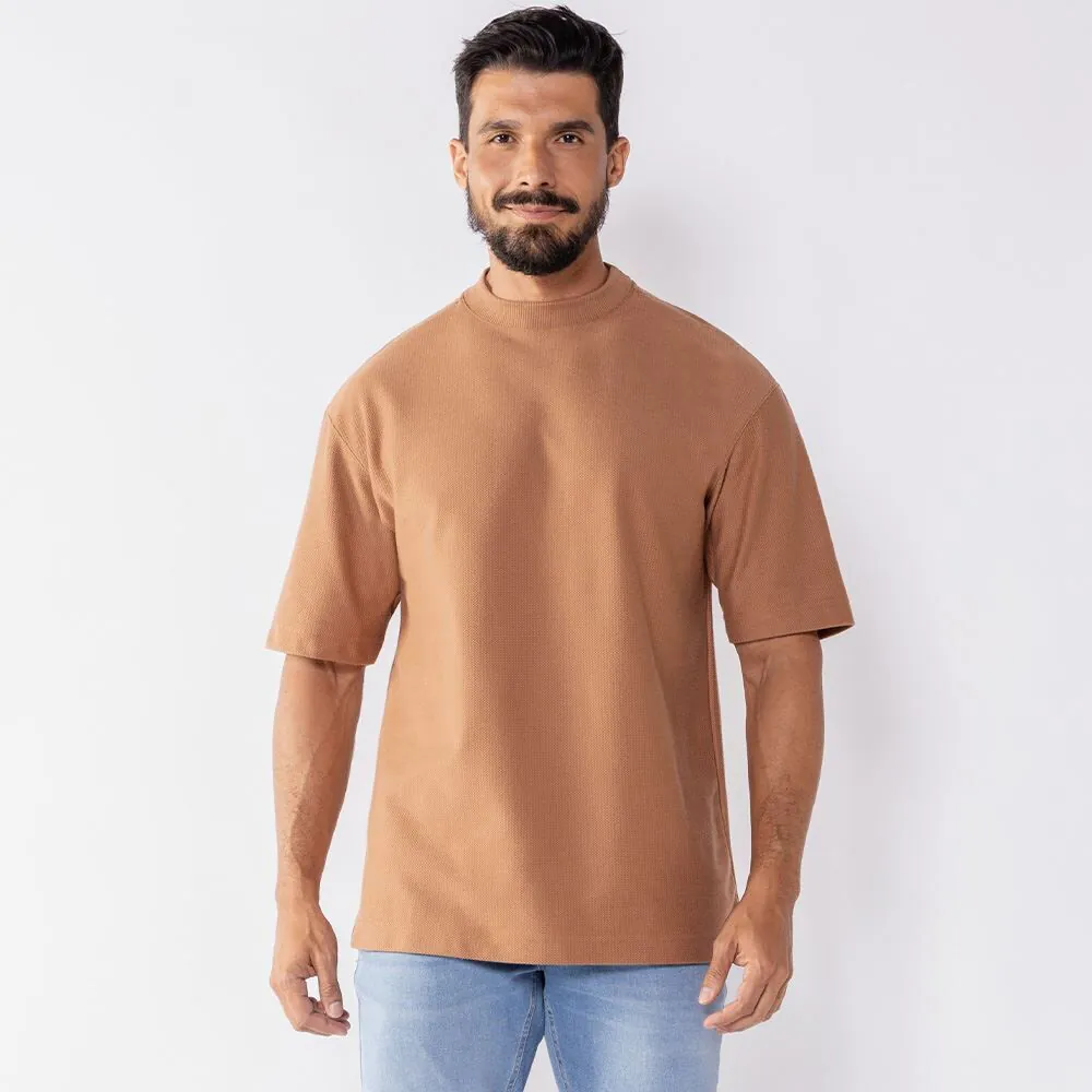 Camiseta Masculina Box em Malha Versa Thing Mousse 18-1030