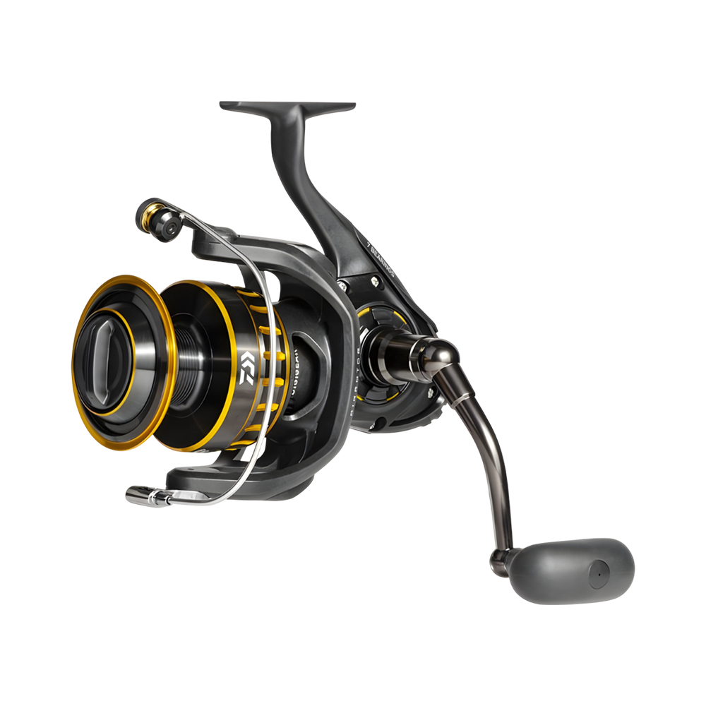 Molinete Daiwa BG 8000