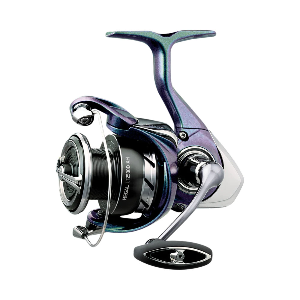 Molinete Daiwa Regal LT4000D-CXH-B